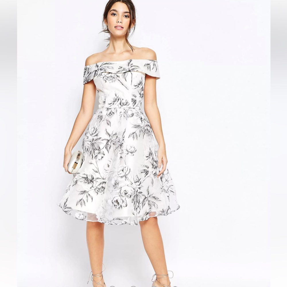 Chi Chi London NWT Miranda Floral Midi Dress in Organza